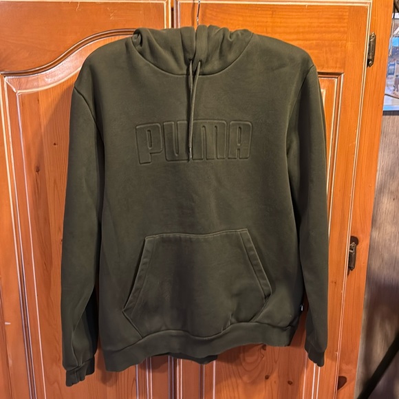 PUMA Green Hoodie - Size Large - Sporty Style - Picture 1 of 5
